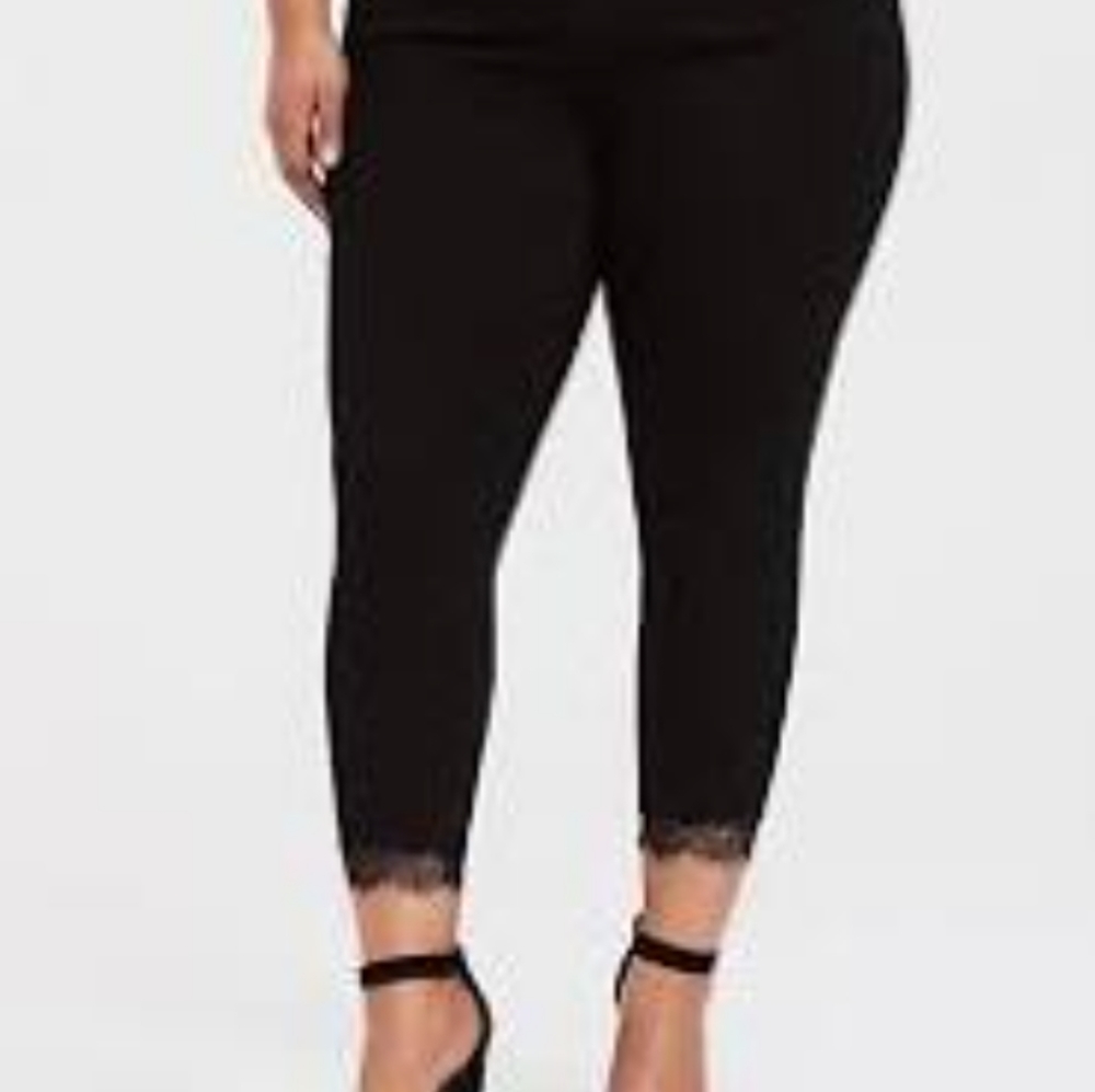 New Torrid ankle skinny premium stretch jeans size 24S